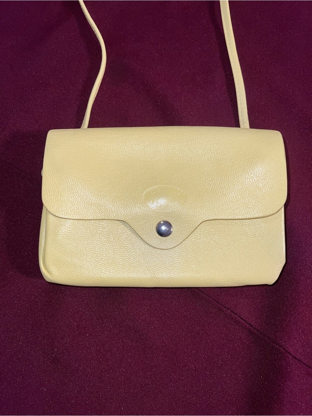 LE TANNEUR “SANS COUTURE Classic Yellow Leather Crossbody Bag